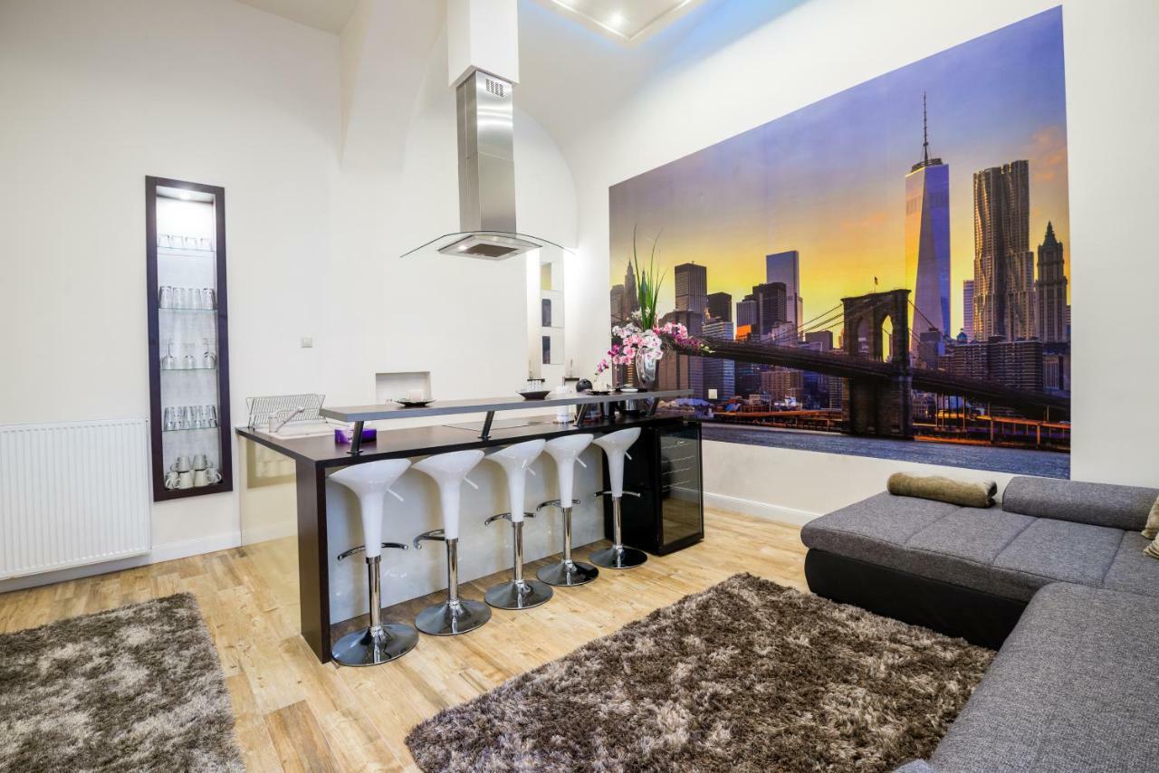 Apartamento Apaczai 5